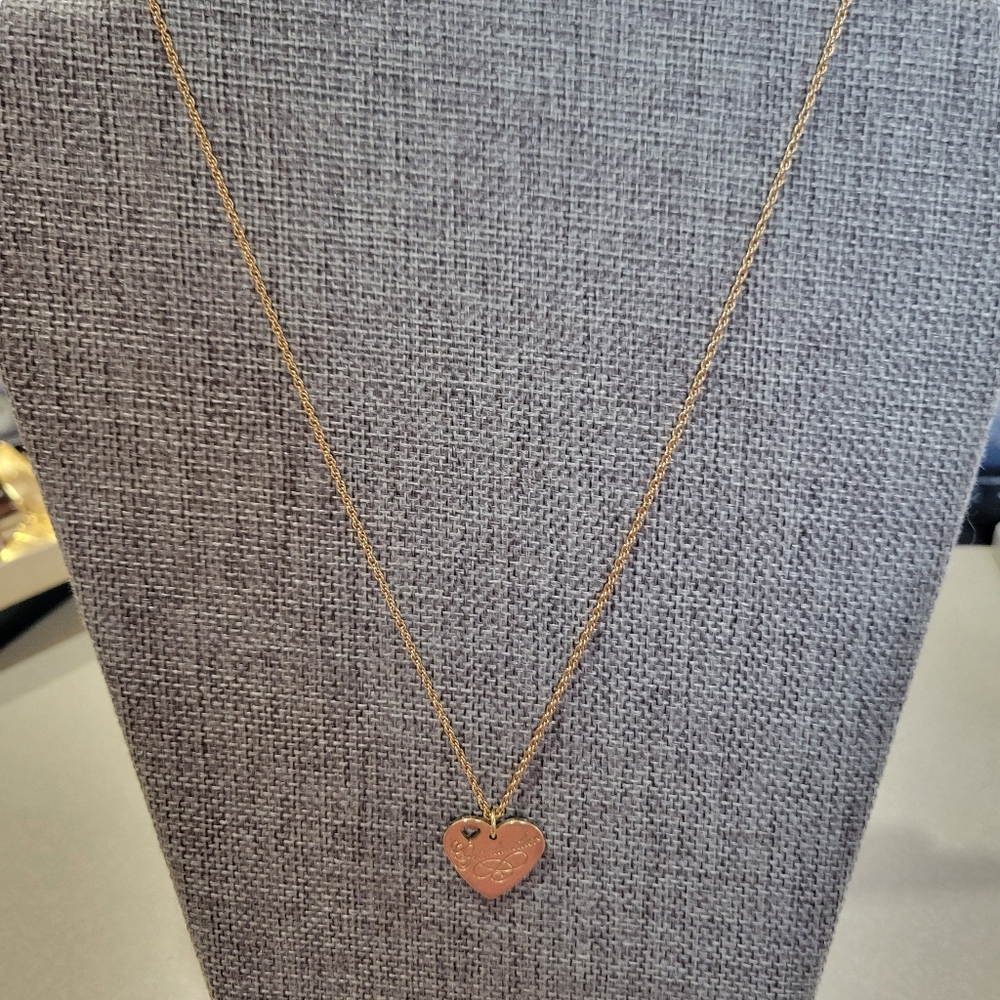 Gold Heart Grandmother/ Love Pendant Necklace